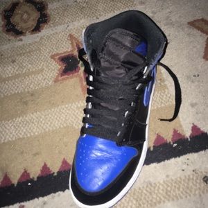 Jordan royal 1s